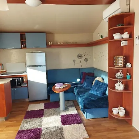 Camp Maslina Camping