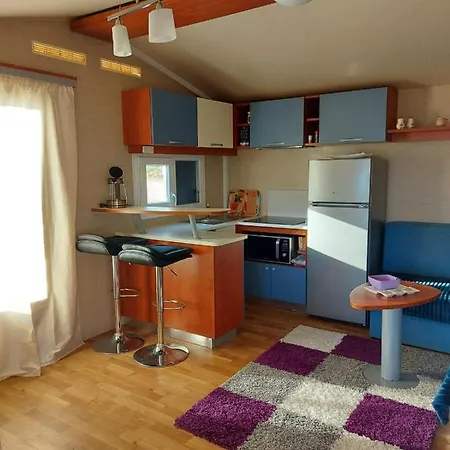 Camp Maslina Camping Pakoštane